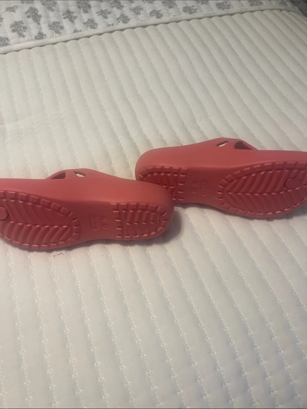 CROCS Kids Coral Pink Slip-On Sandals